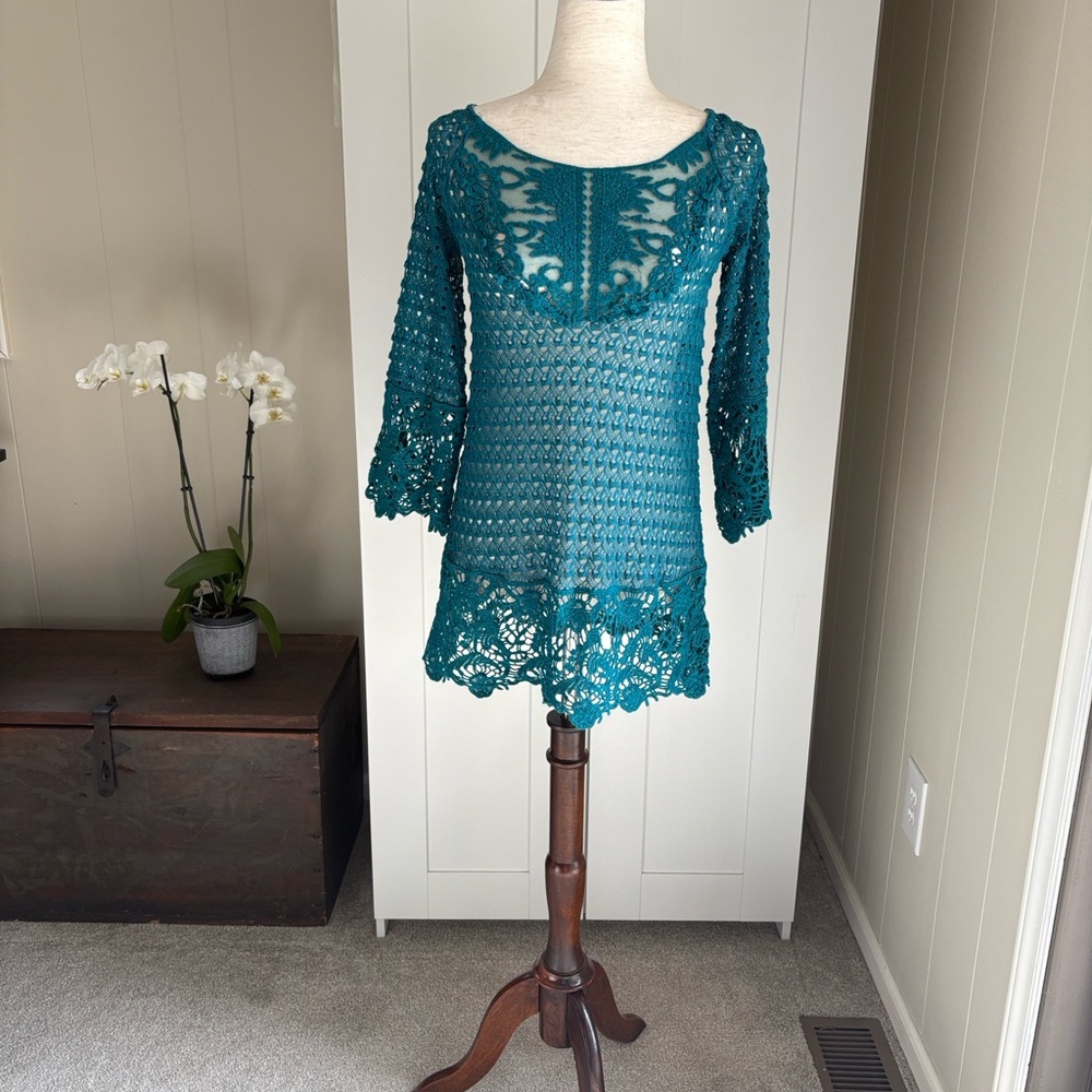 Umgee Teal Crochet Knit Top Beautiful Lace Inset EUC Sz S Boho